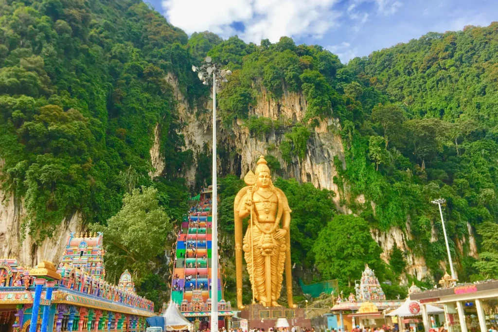 BATU CAVES SEX ESCORT CALL GIRL
